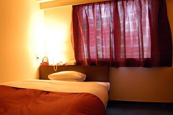 Hiroshima Ekimae Green Hotel Стая снимка