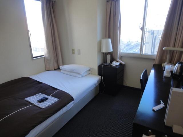 Hiroshima Ekimae Green Hotel Стая снимка